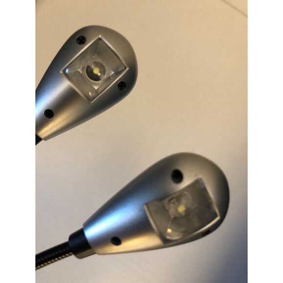 Mighty Bright Music-Mini Light 2 Heads with Clamp - Picture 3 of 3